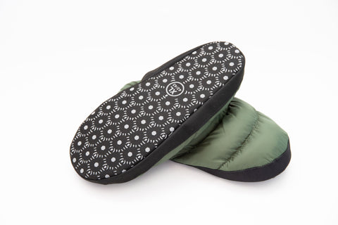 Slipper Quilted Black His & Hers